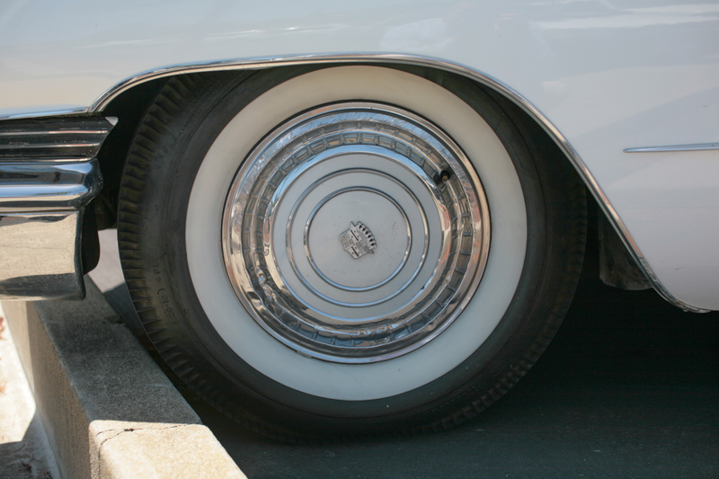 Illustration for article titled Sunday Driver Cadillac